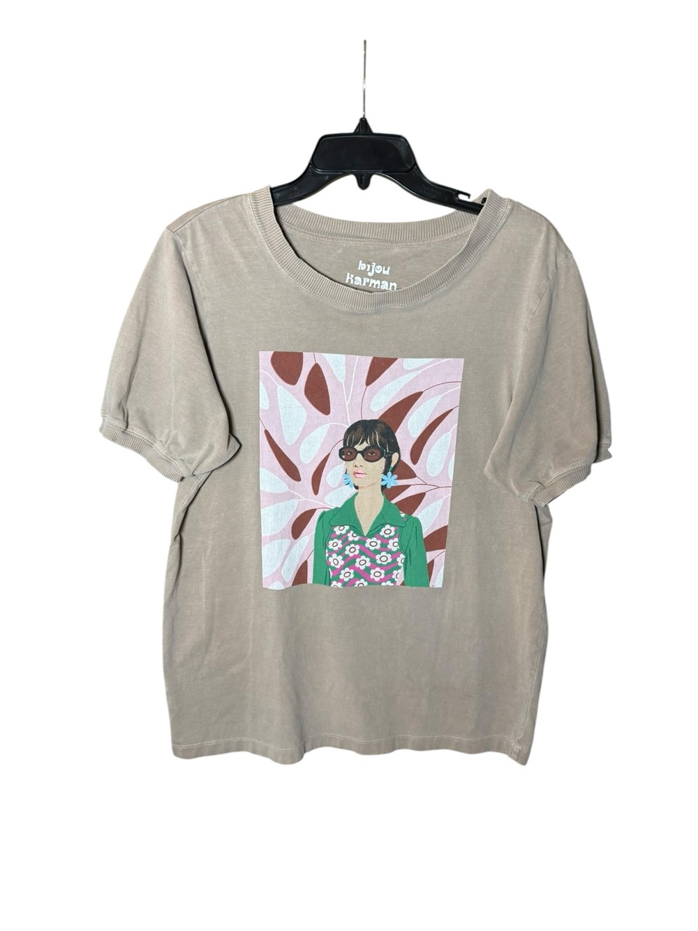 Bijou Karman Pop Art Aesthetic Neutral Graphic T-Shirt Size Medium 100% Cotton